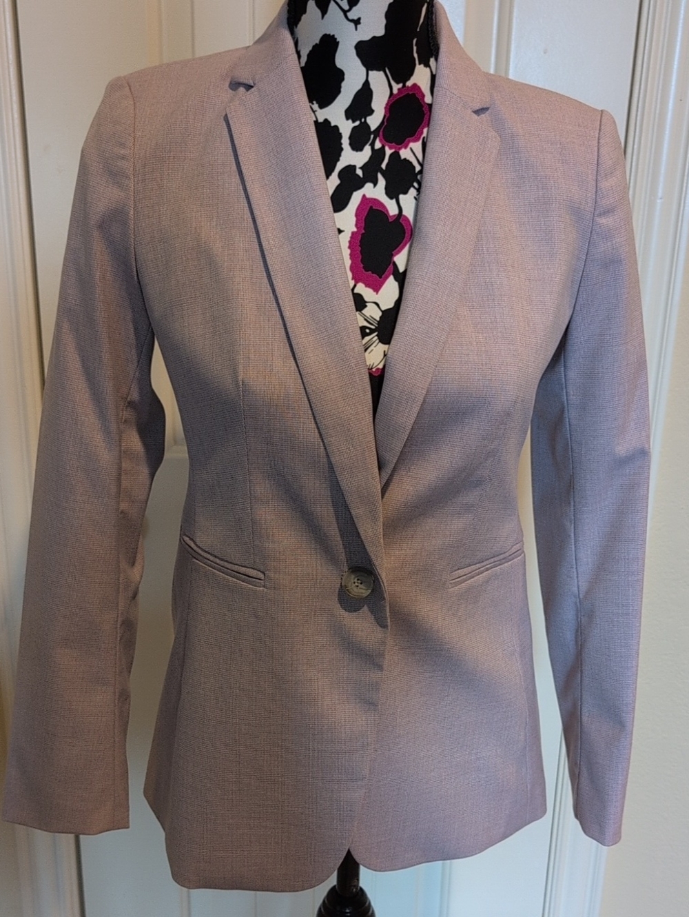 Ann Taylor Lilac Single-Button Tailored Blazer